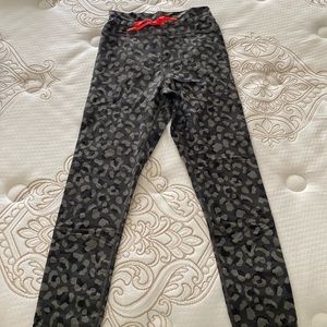 Sarah’s Day x White Fox leggings S
